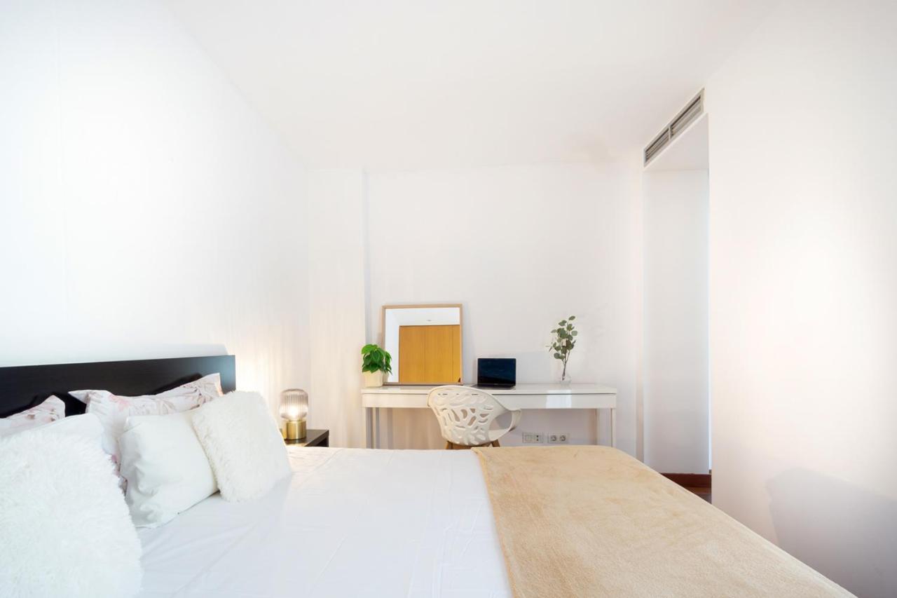 Enjoy Apartments Maria II Barcellona Esterno foto